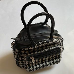 Cute Houndstooth Purse